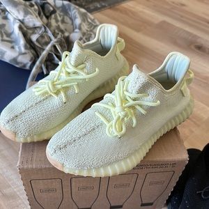 Adidas yeezy boost butter size 8.5